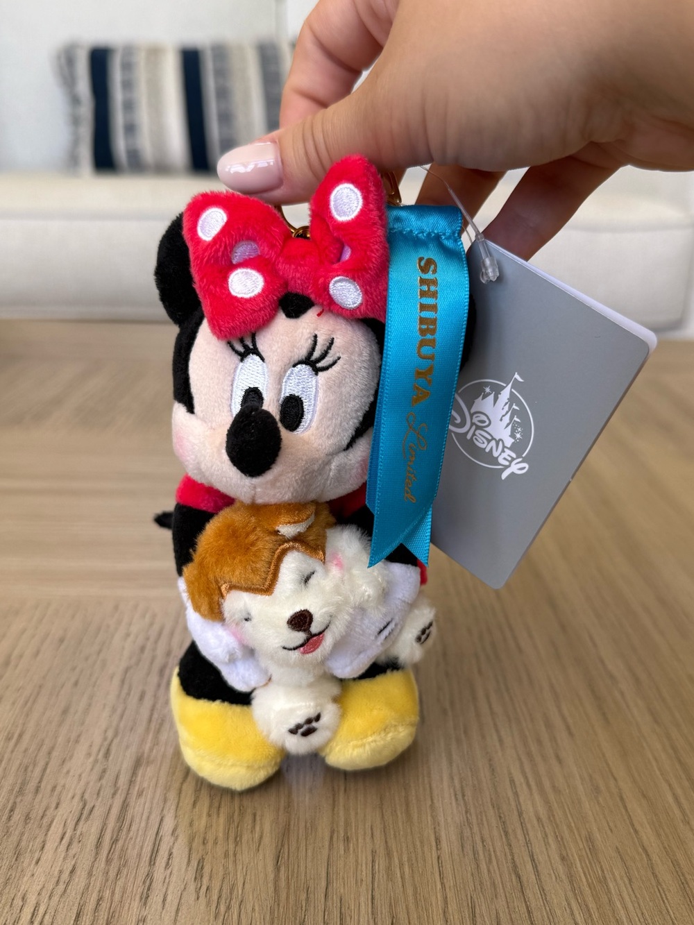 Tokyo Disney Store Shibuya Exclusive Minnie Mouse Hachico Dog Plush Keychain NWT